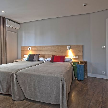 Hotel Avenida Pamplona Exteriér fotografie