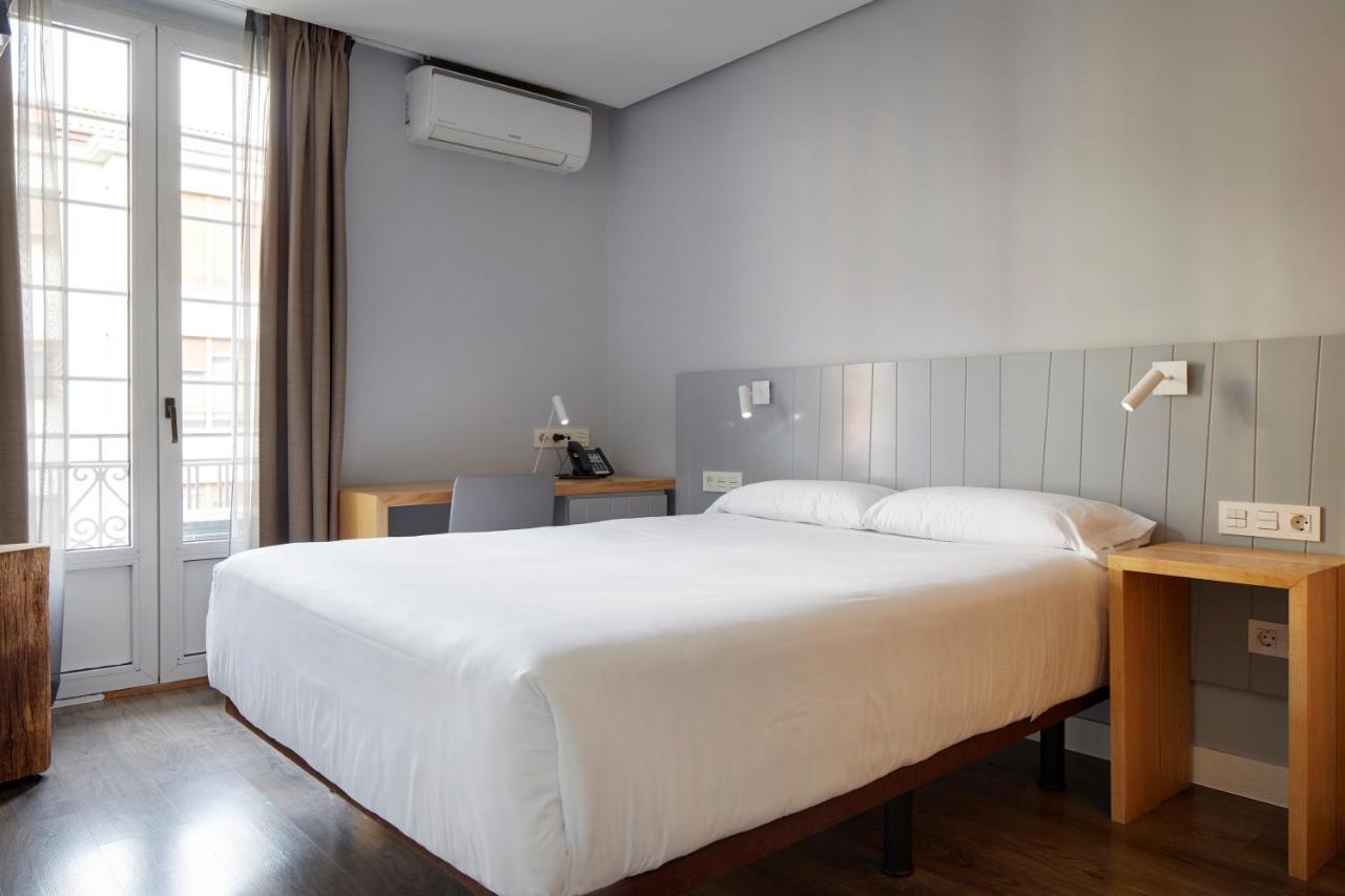 Hotel Avenida Pamplona Exteriér fotografie
