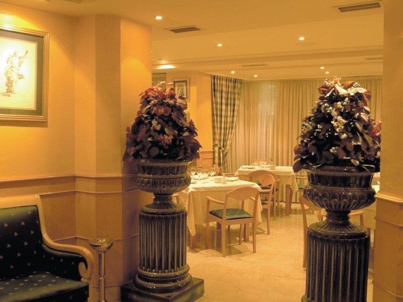 Hotel Avenida Pamplona Interiér fotografie